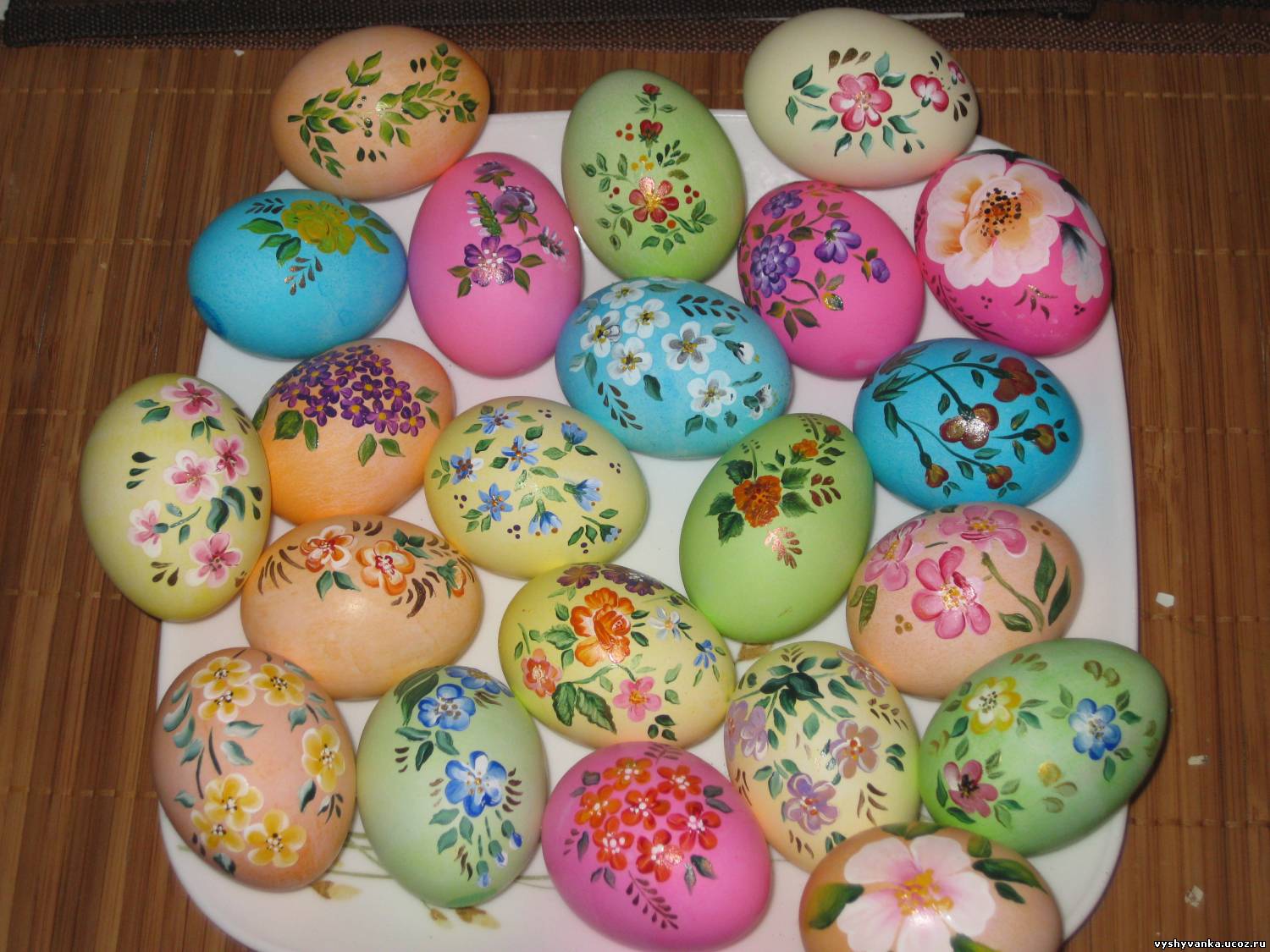 Сучасні і давні собливості прикрашати чи декоруванти яйця на Пасху - фото 5